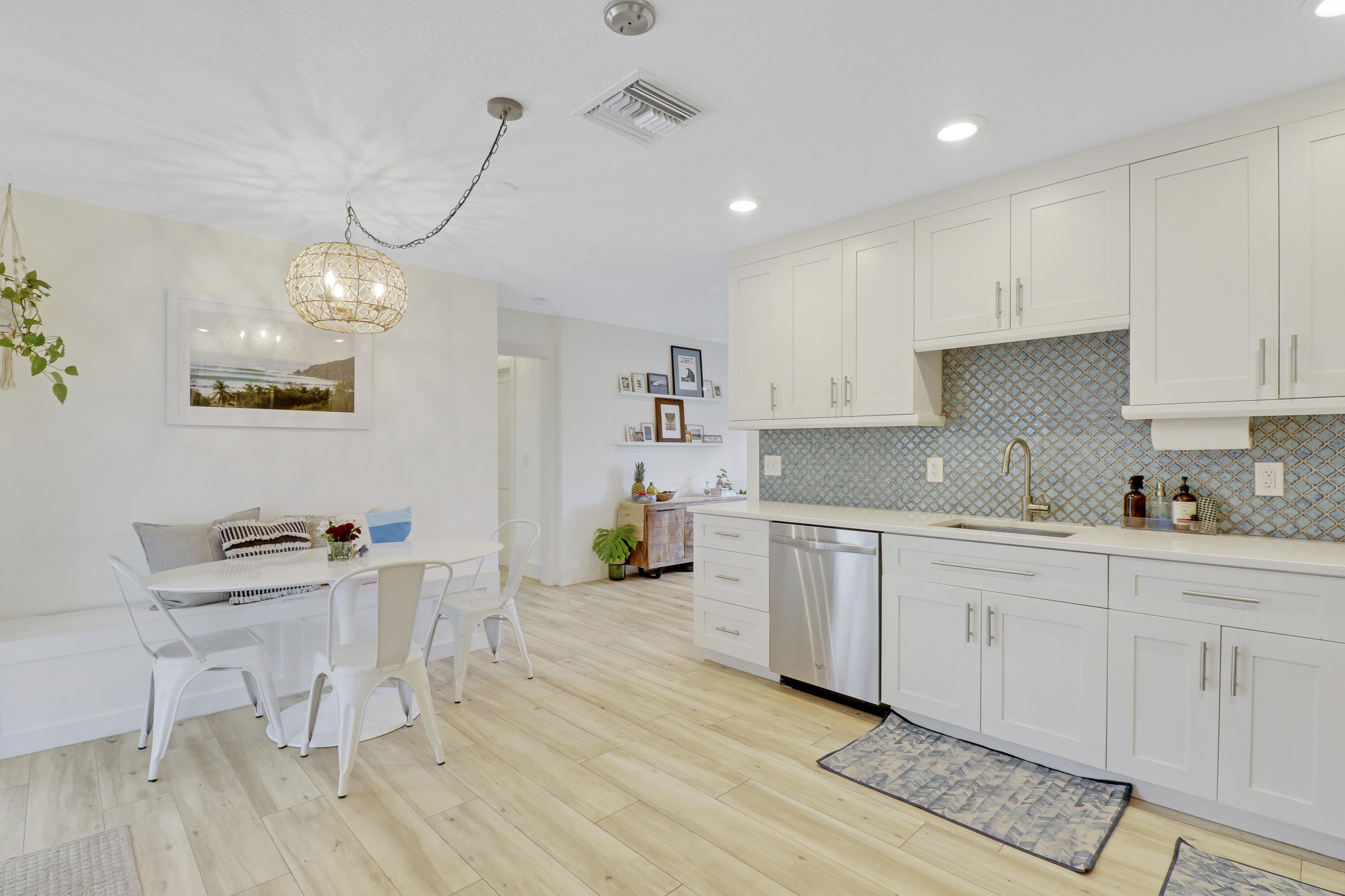 14313 Evelyn Drive