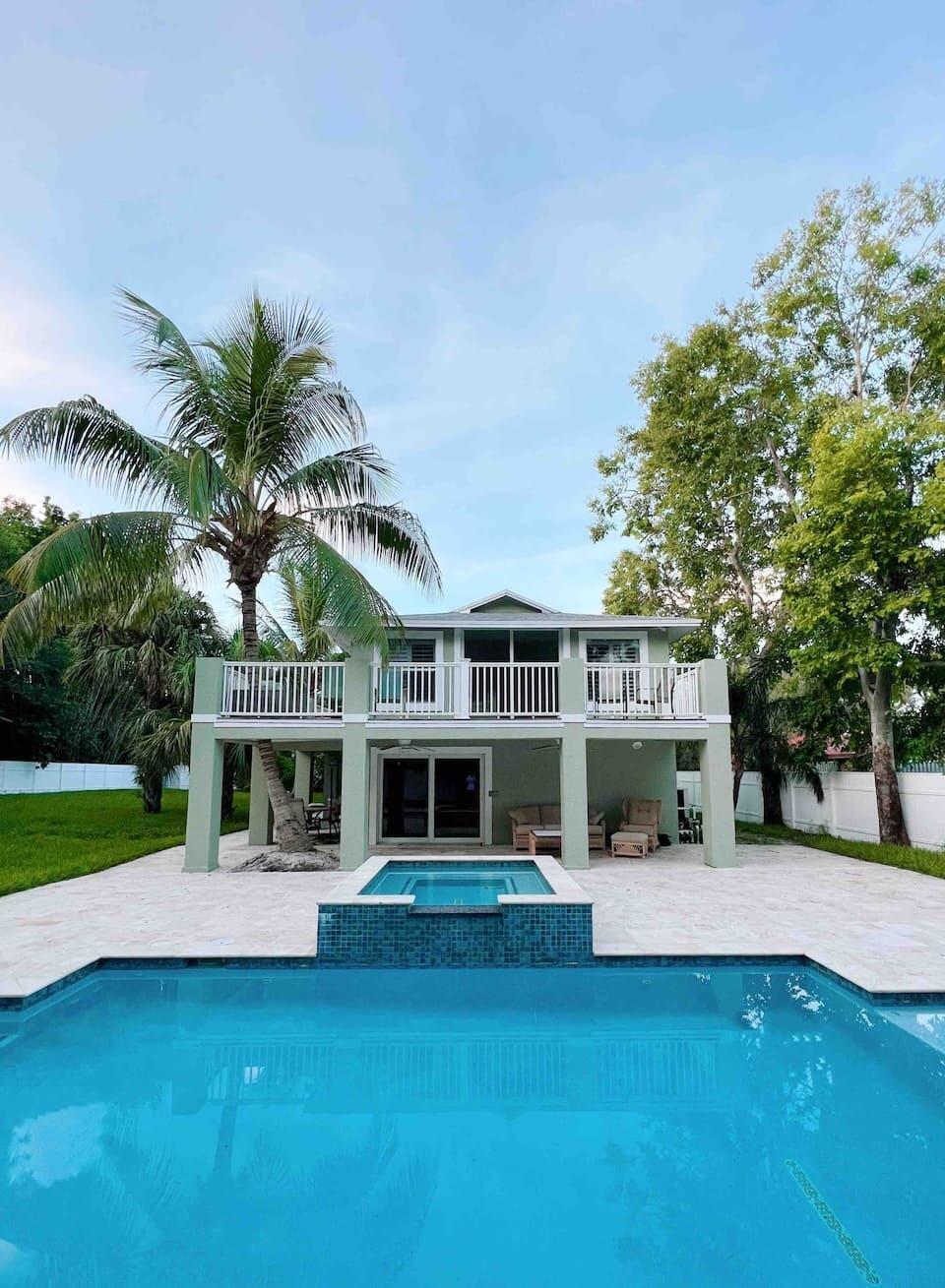 10869 SE Linden Street