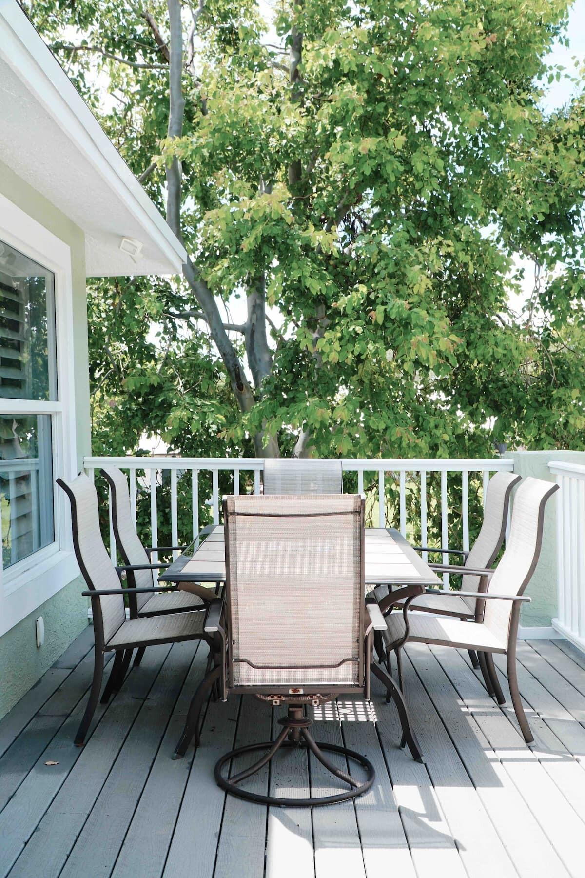 10869 SE Linden Street