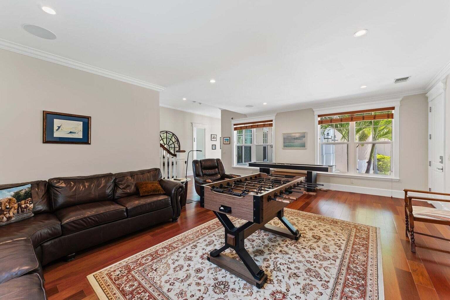 5874 Pennock Point Road