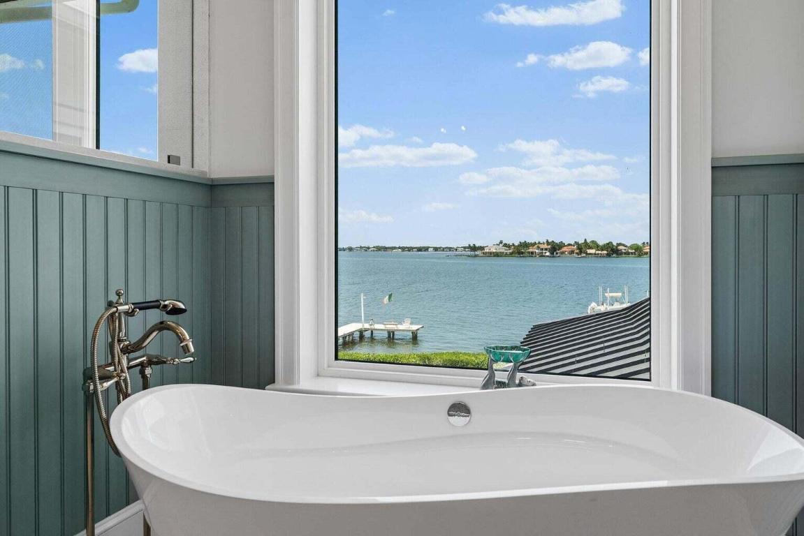 5874 Pennock Point Road