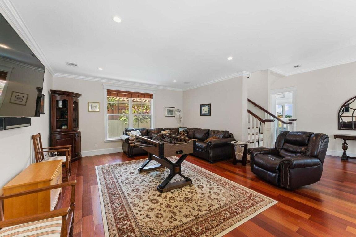 5874 Pennock Point Road