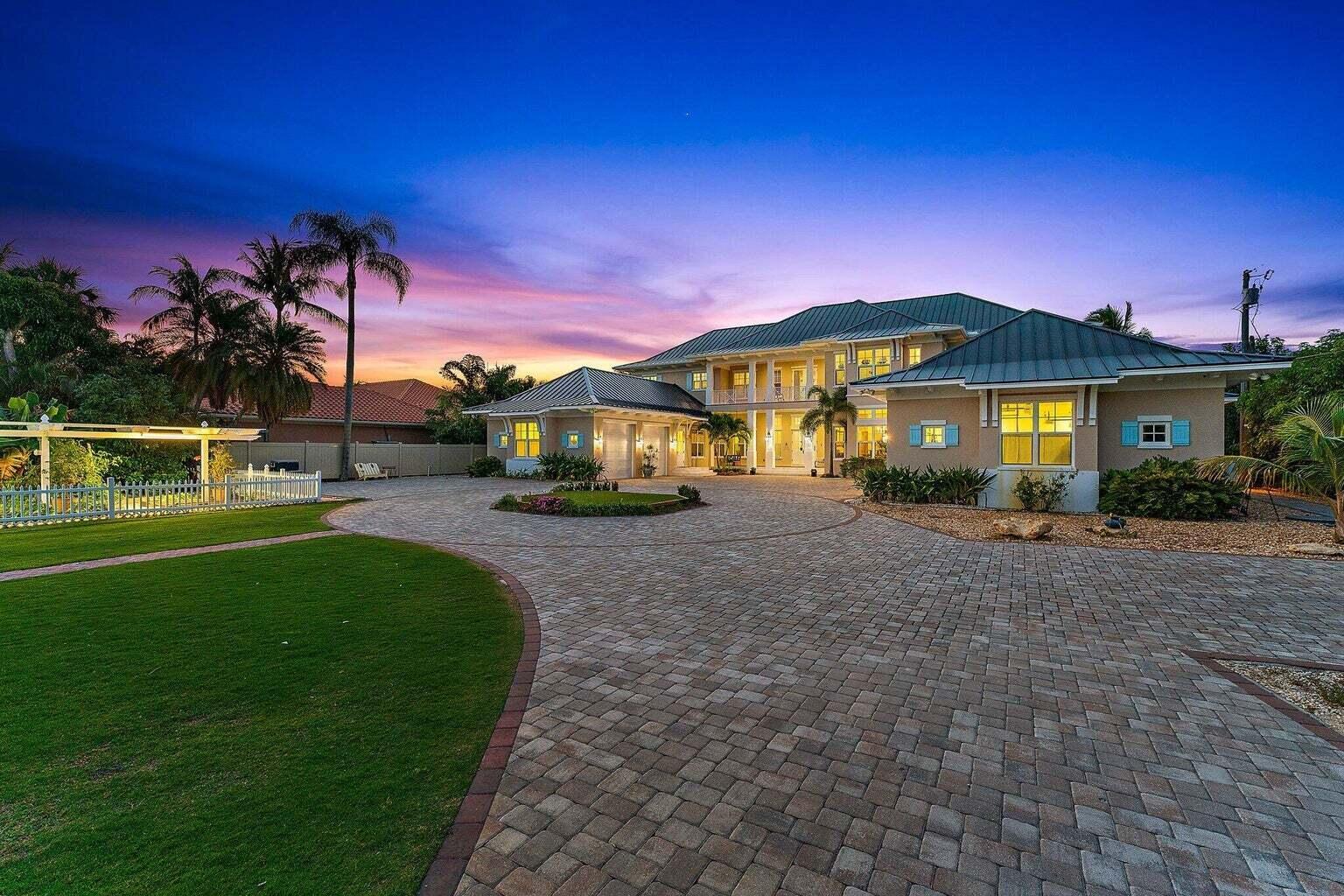 5874 Pennock Point Road