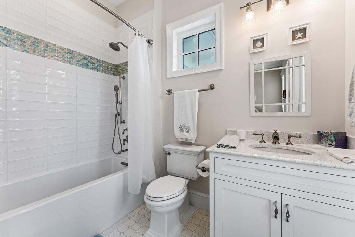 5874 Pennock Point Road