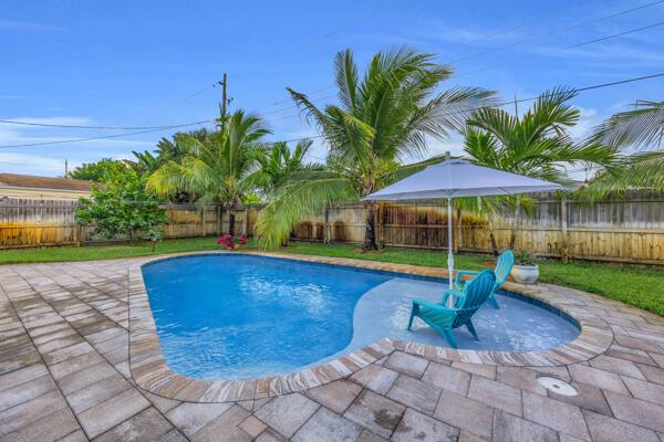 102 Pineview Road
