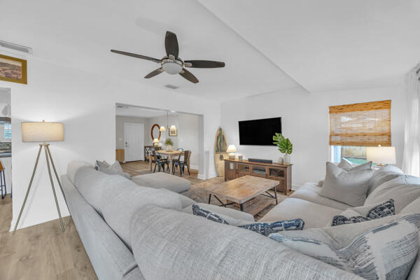 102 Pineview Road