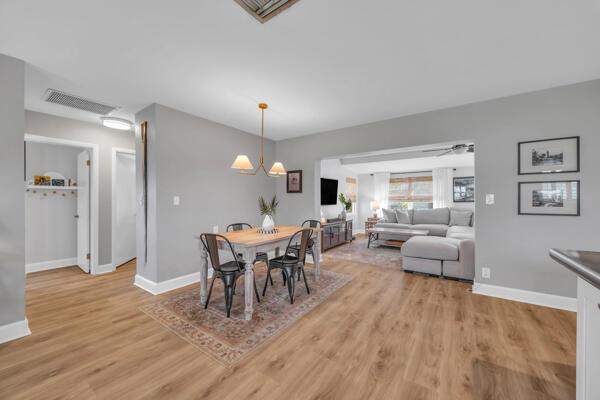 102 Pineview Road