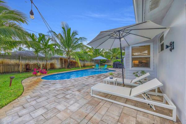102 Pineview Road