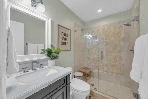 102 Pineview Road