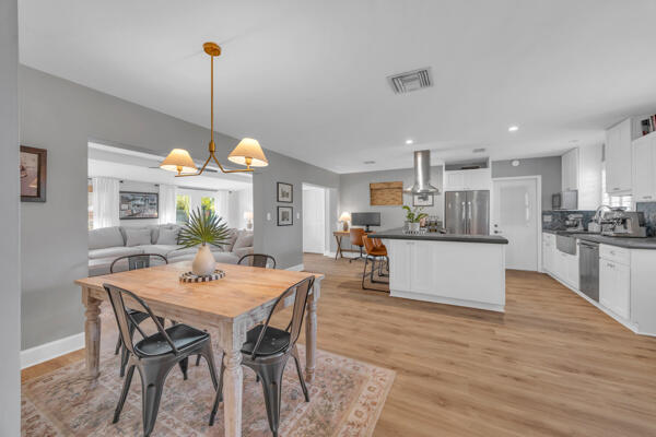 102 Pineview Road