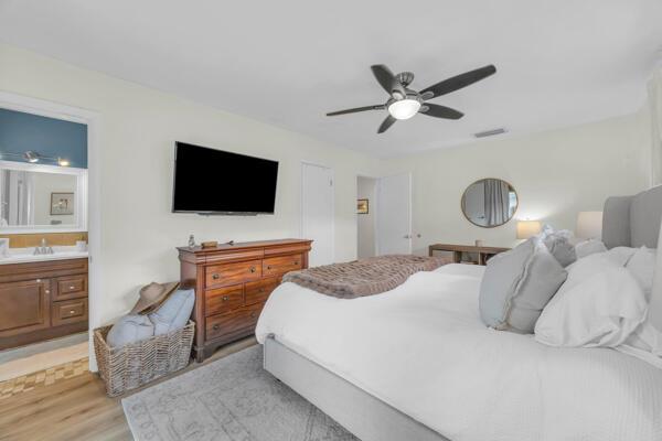 102 Pineview Road