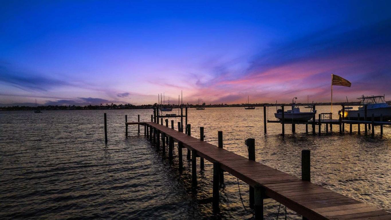 1009 NW Terrace Road