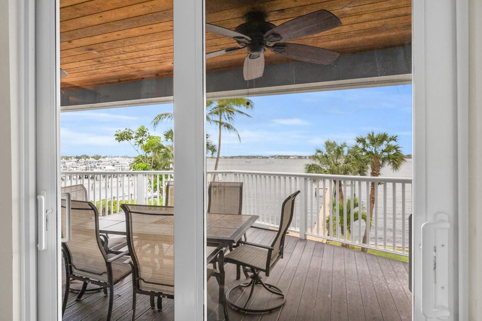 1009 NW Terrace Road