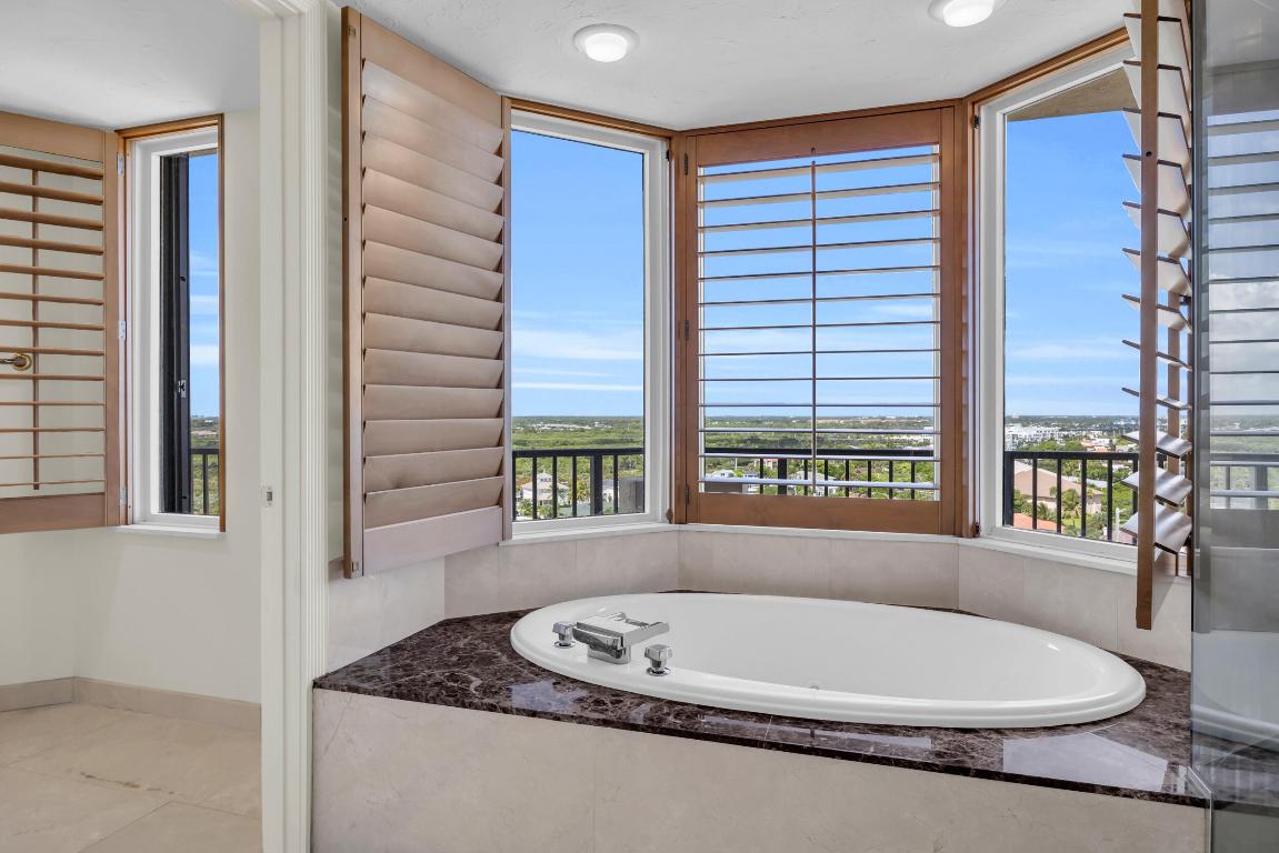 570 Ocean Drive 1301