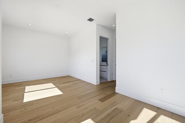 18417 Symphony Court