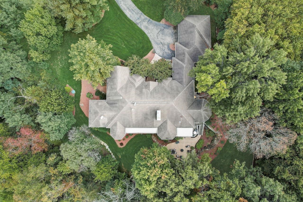 5317 N Pond View Court