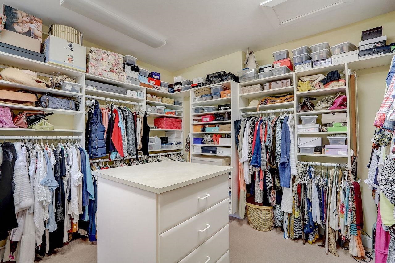 5317 N Pond View Court