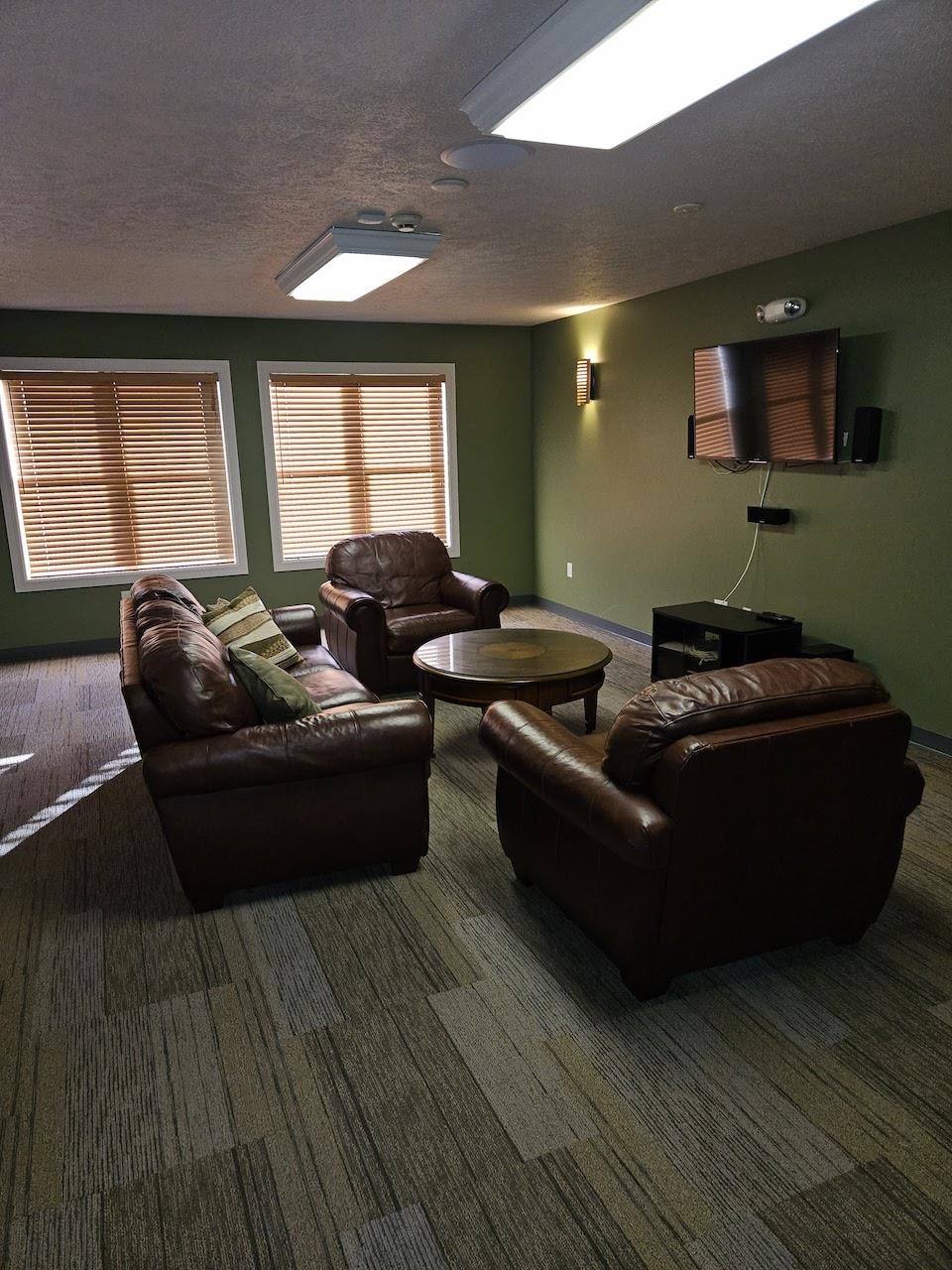 5317 N Pond View Court