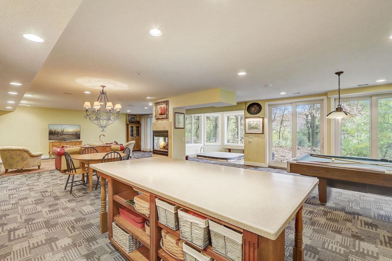 5317 N Pond View Court