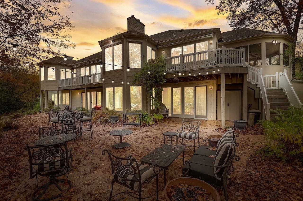 5317 N Pond View Court