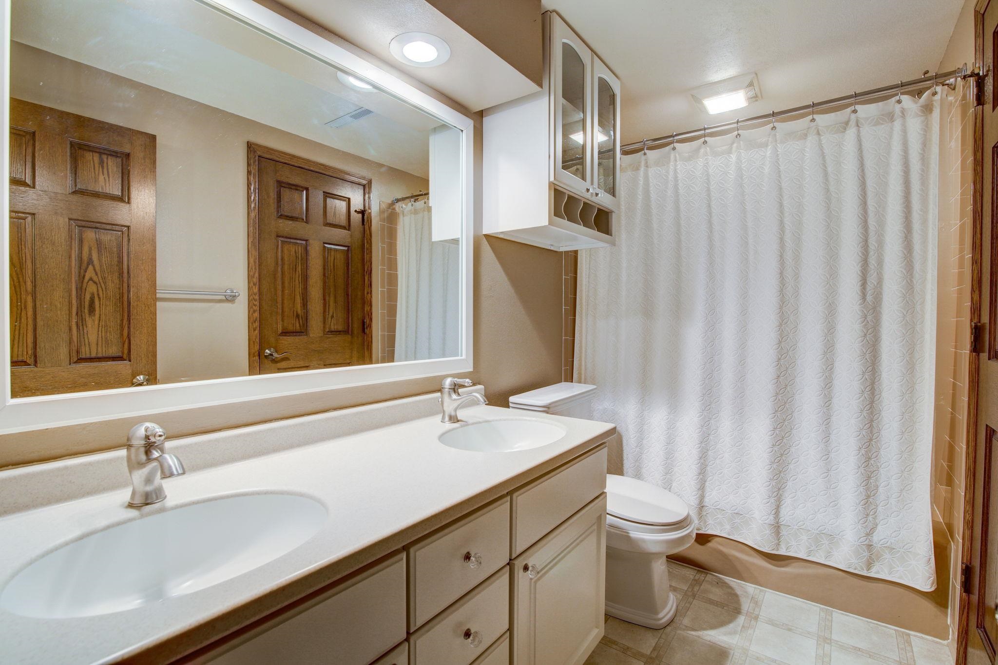 7500 E Hampstead Court