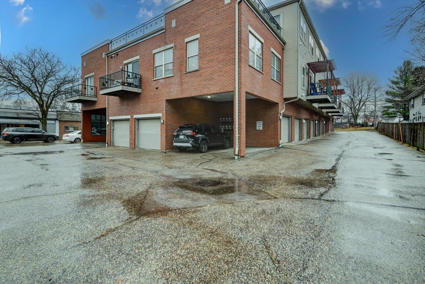 2929 Atwood Avenue 201