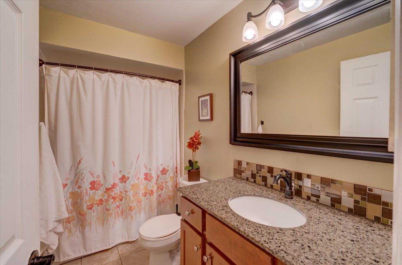 7203 Old Sauk Road B