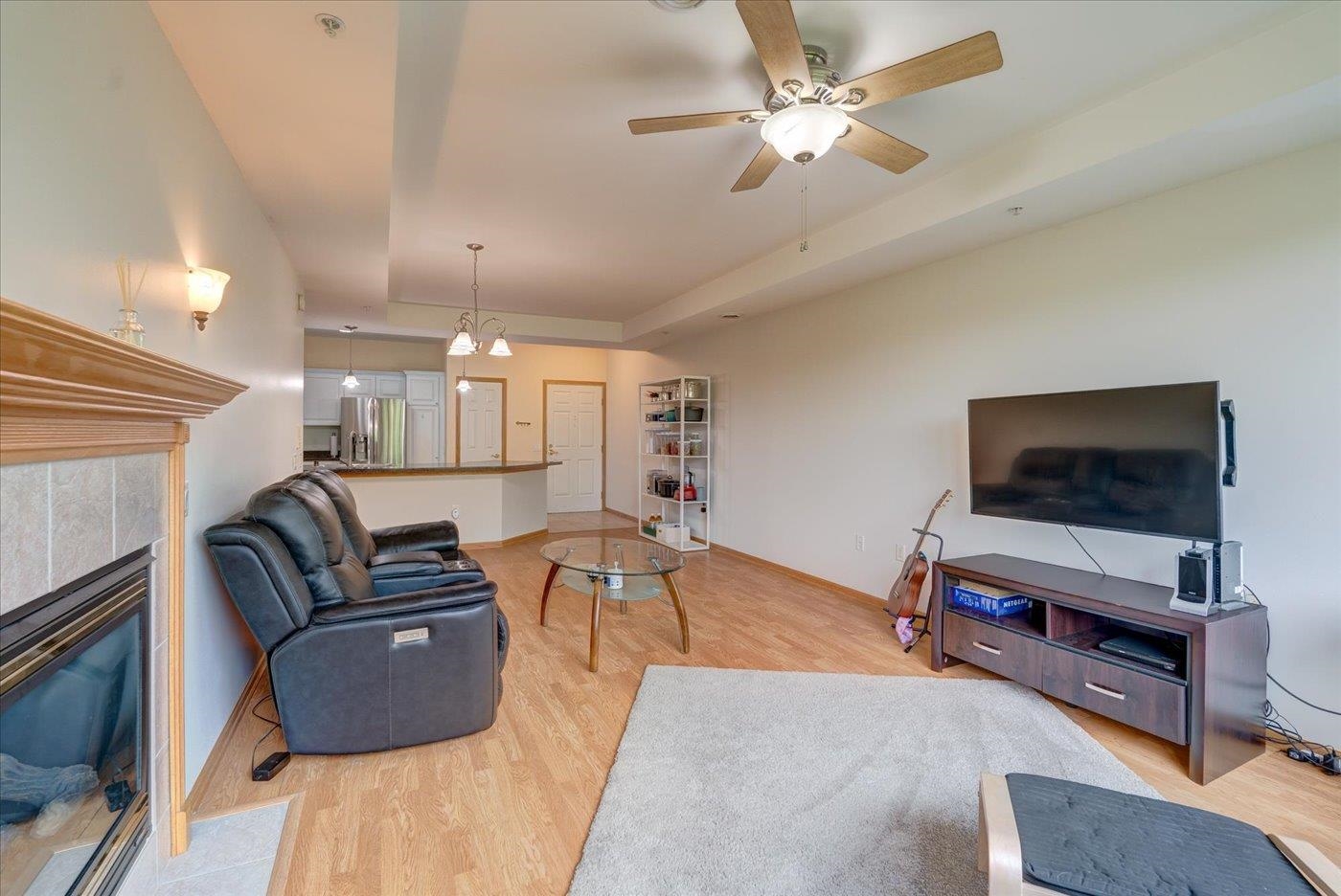 3001 Stratton Way 202