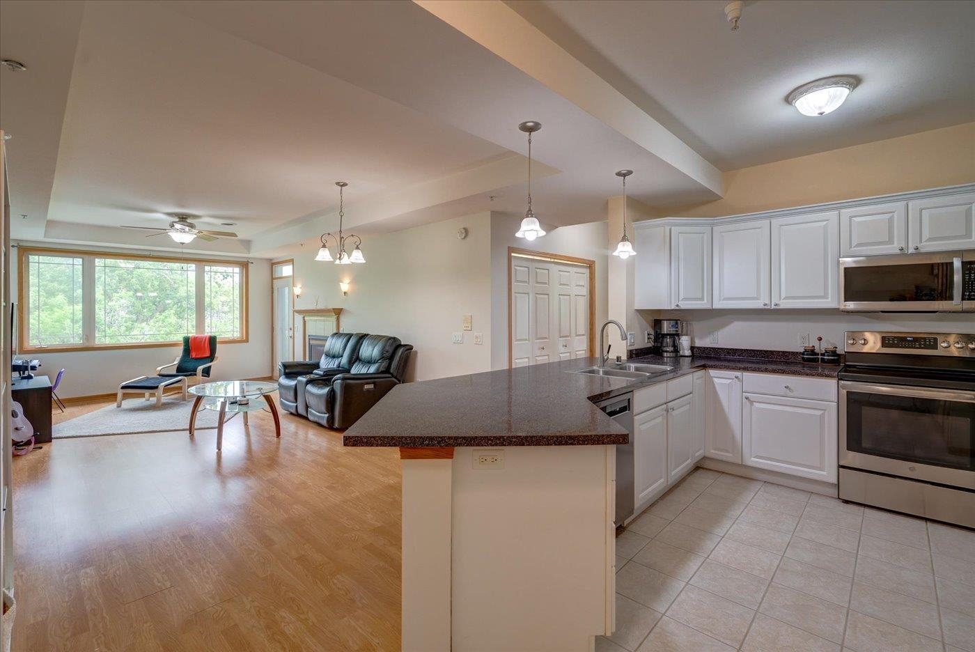 3001 Stratton Way 202