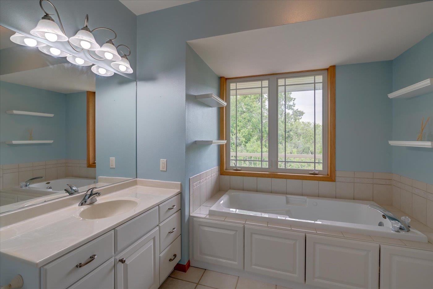 3001 Stratton Way 202