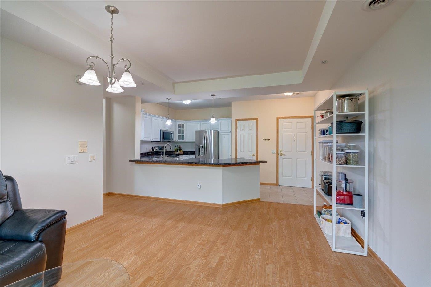 3001 Stratton Way 202