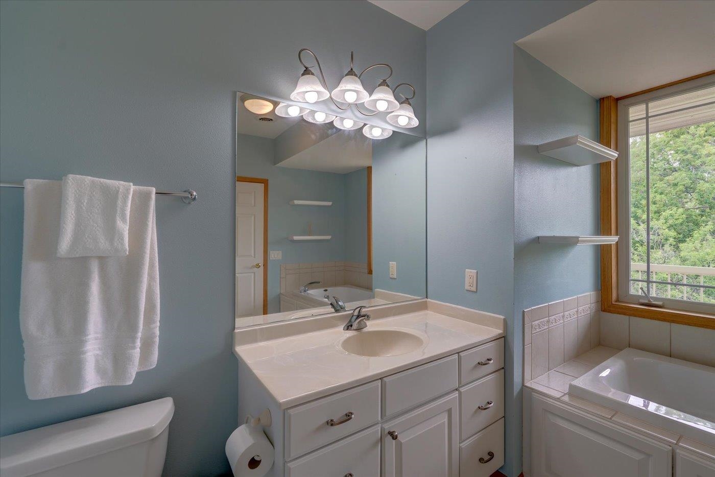 3001 Stratton Way 202