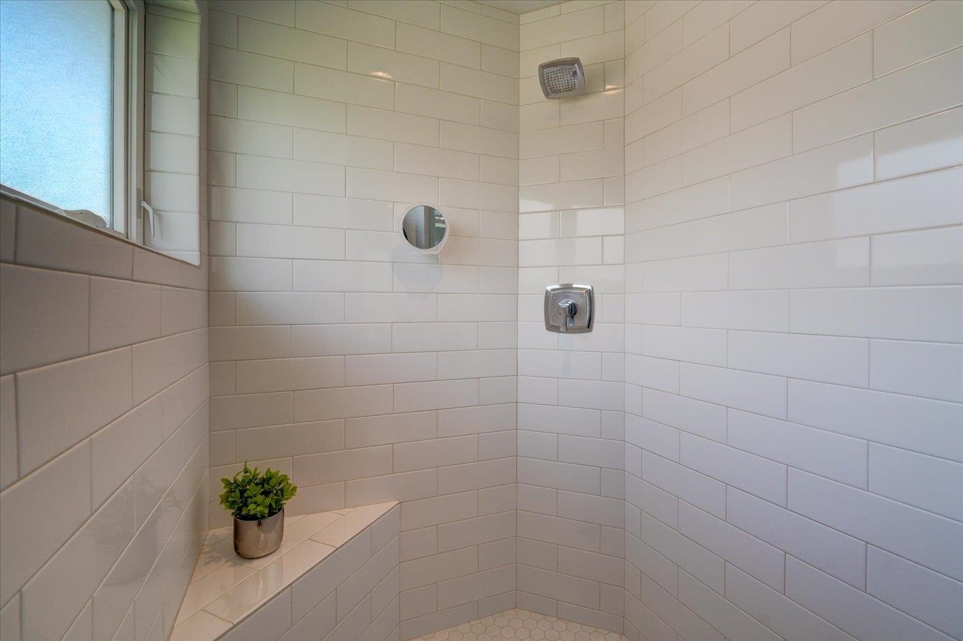 6739 N Chickahauk Trail