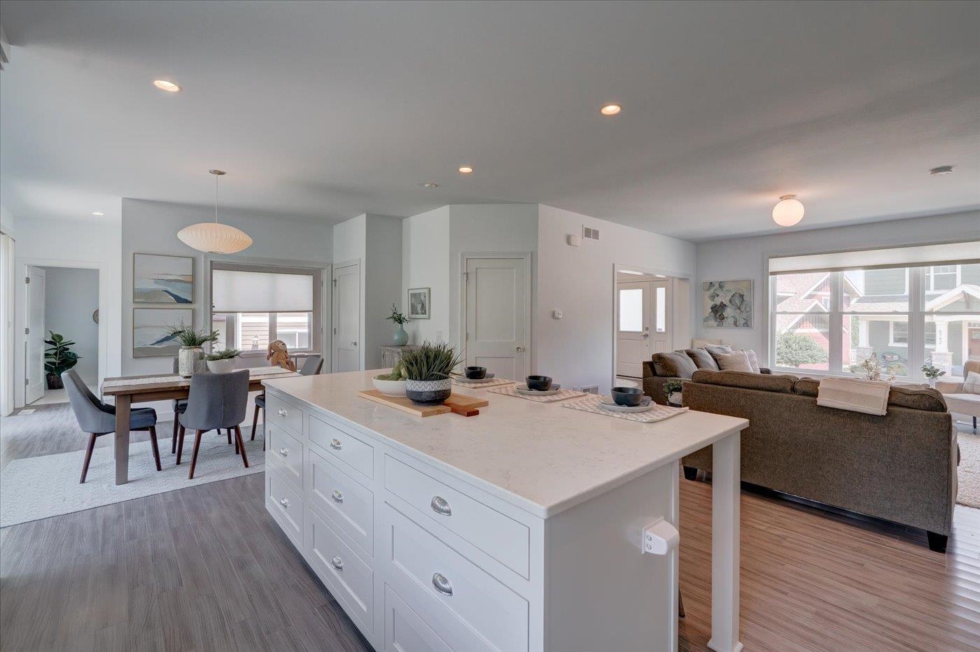 6739 N Chickahauk Trail