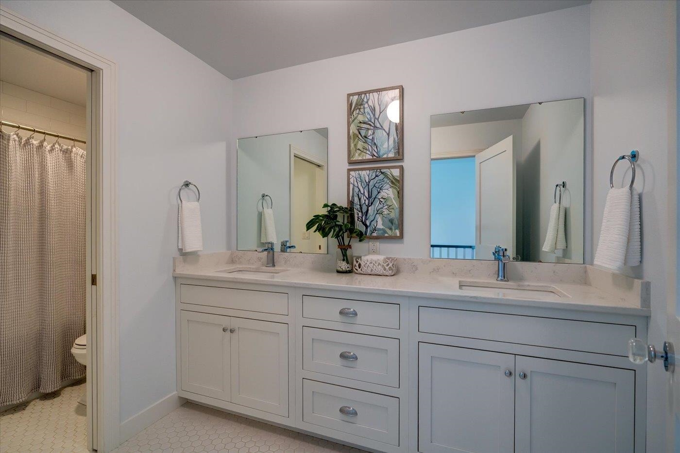 6739 N Chickahauk Trail