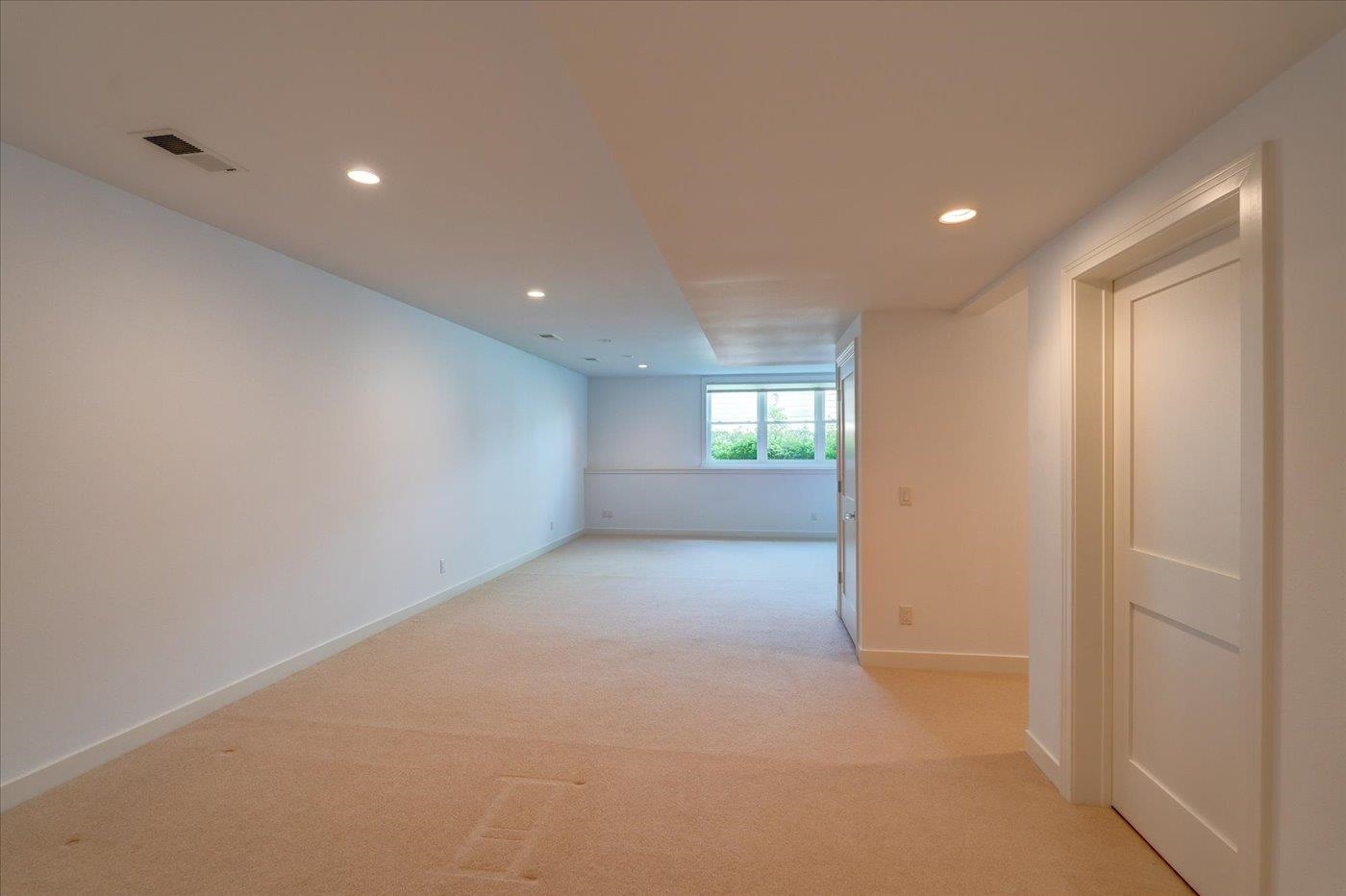 6739 N Chickahauk Trail