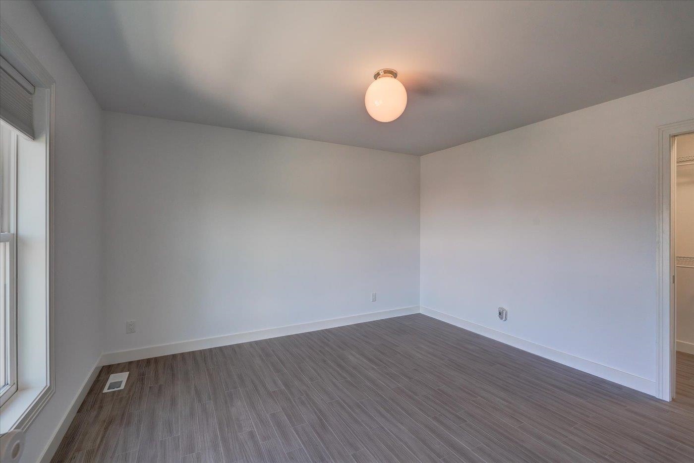 6739 N Chickahauk Trail