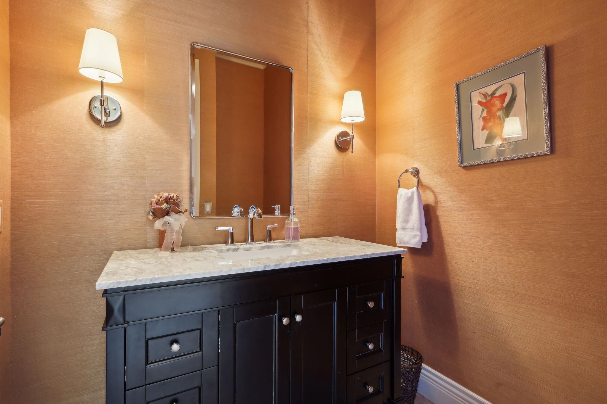 678 Inverness Street