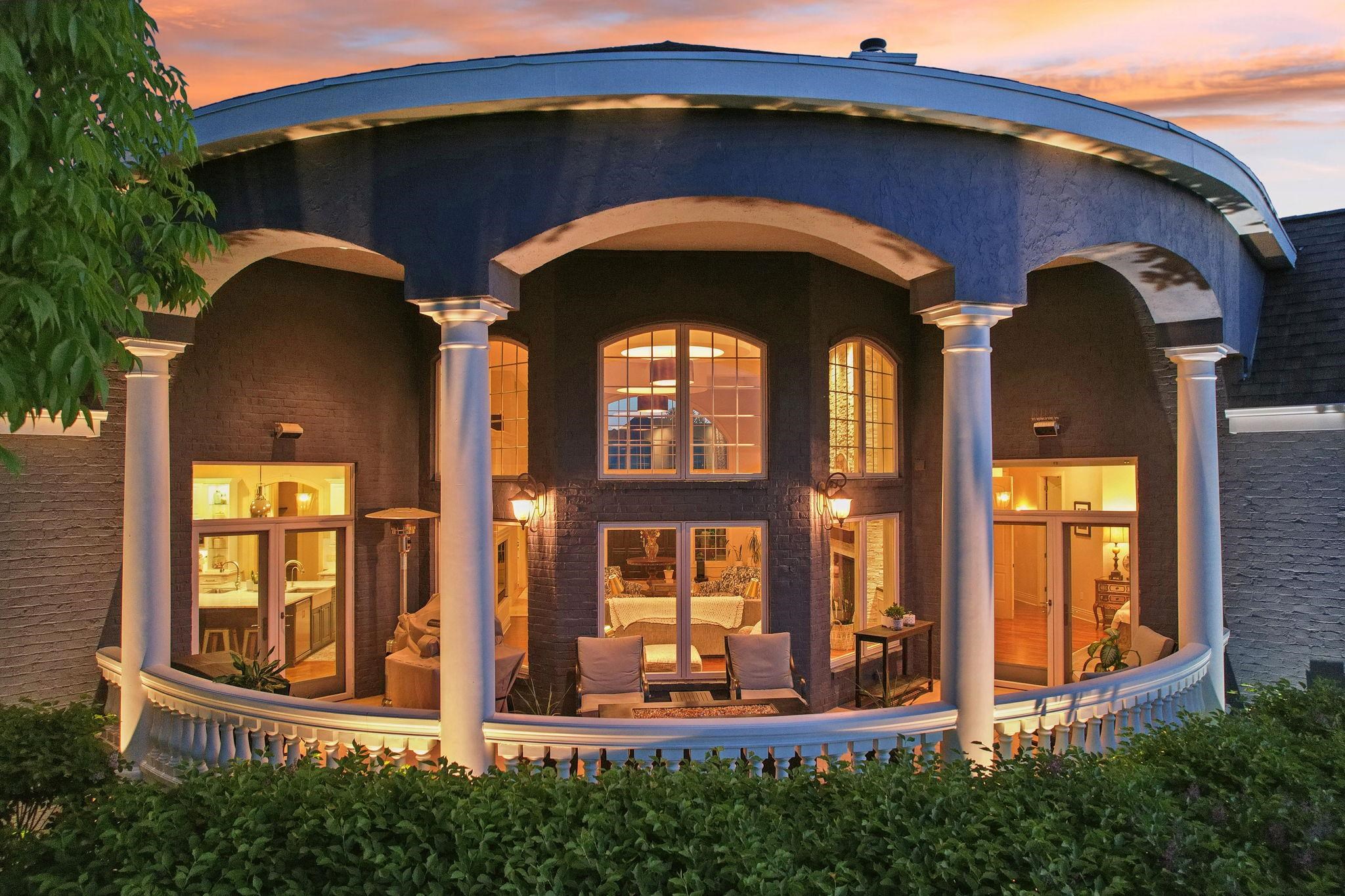 678 Inverness Street