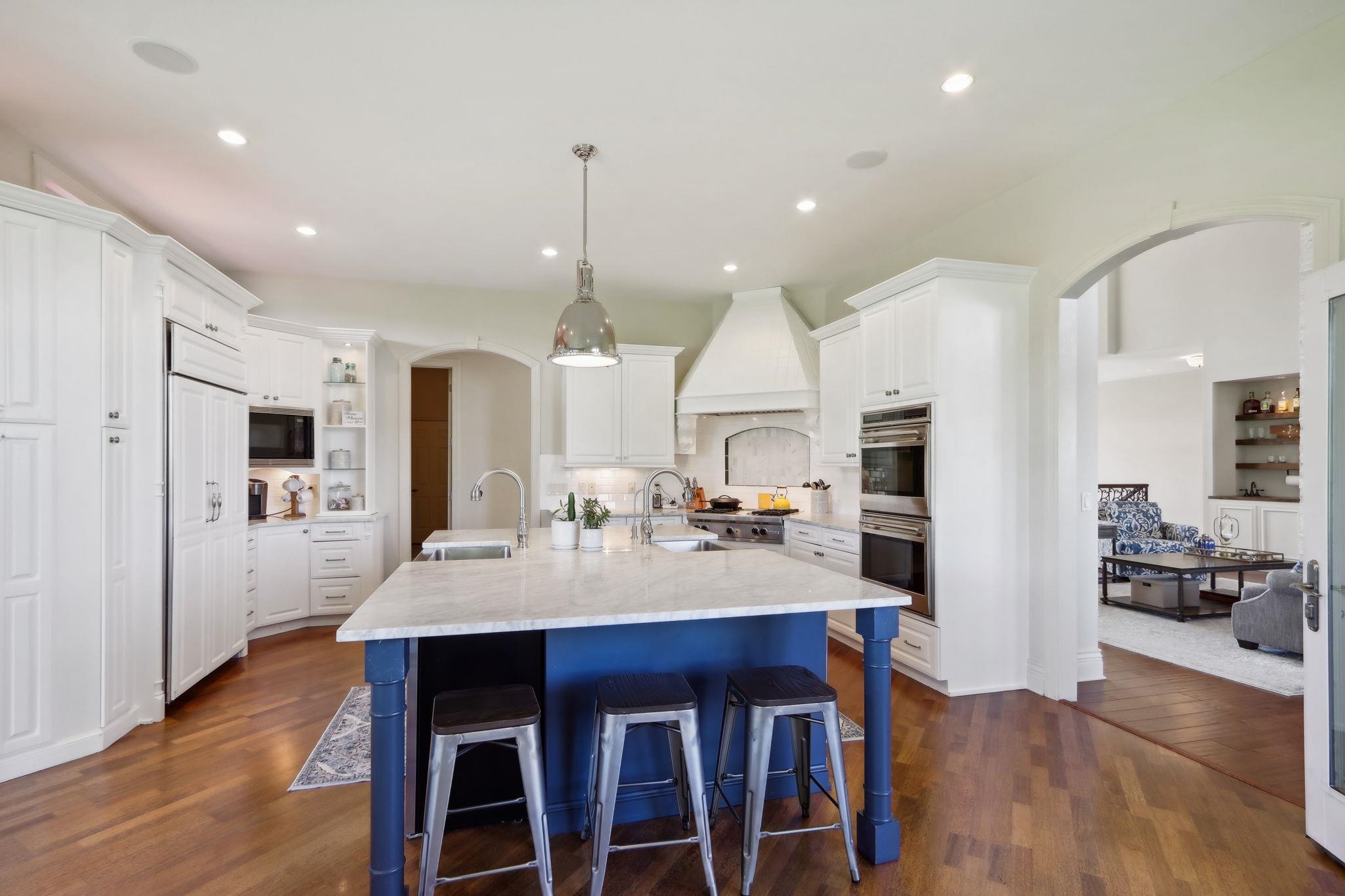 678 Inverness Street