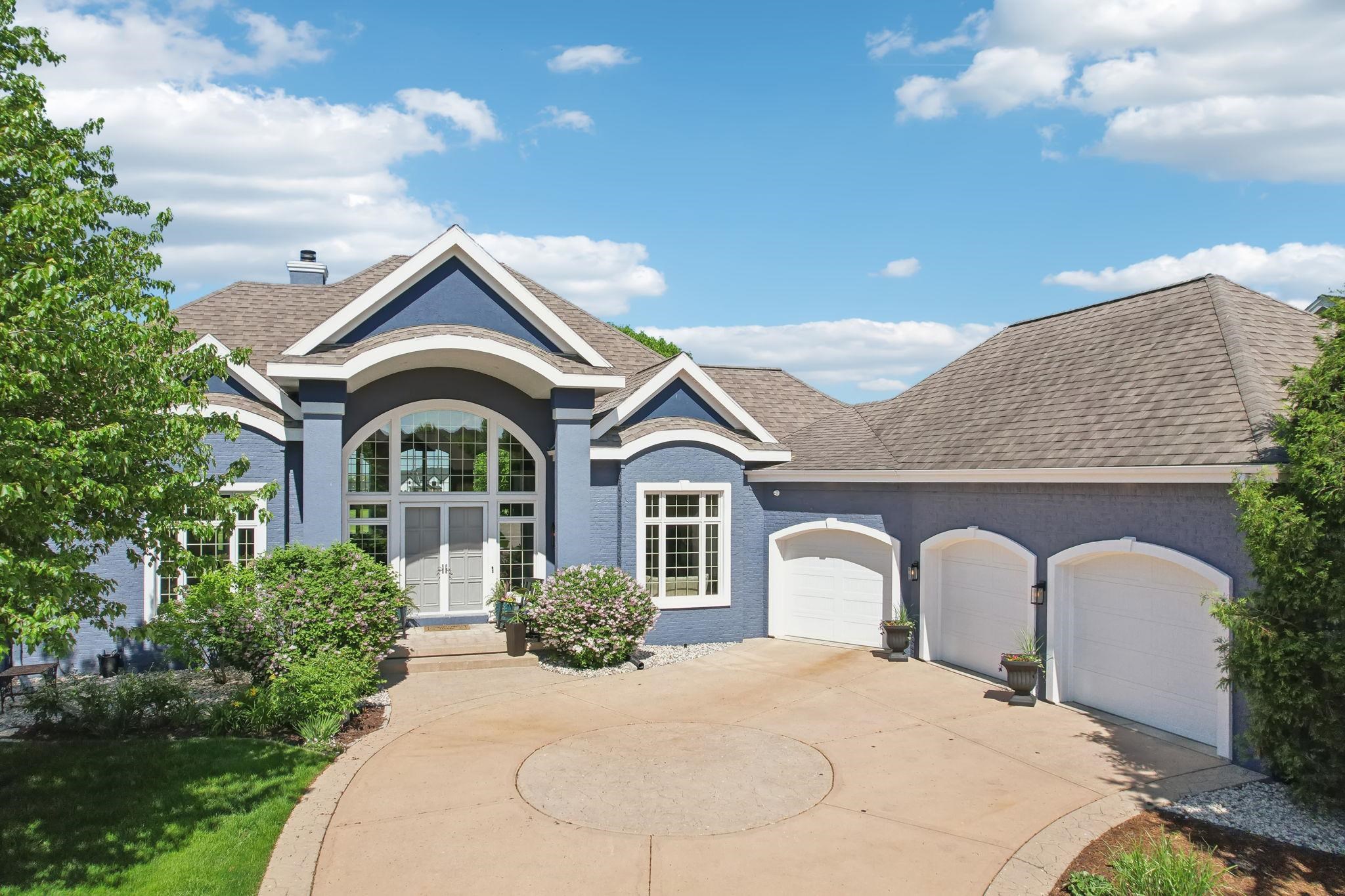 678 Inverness Street