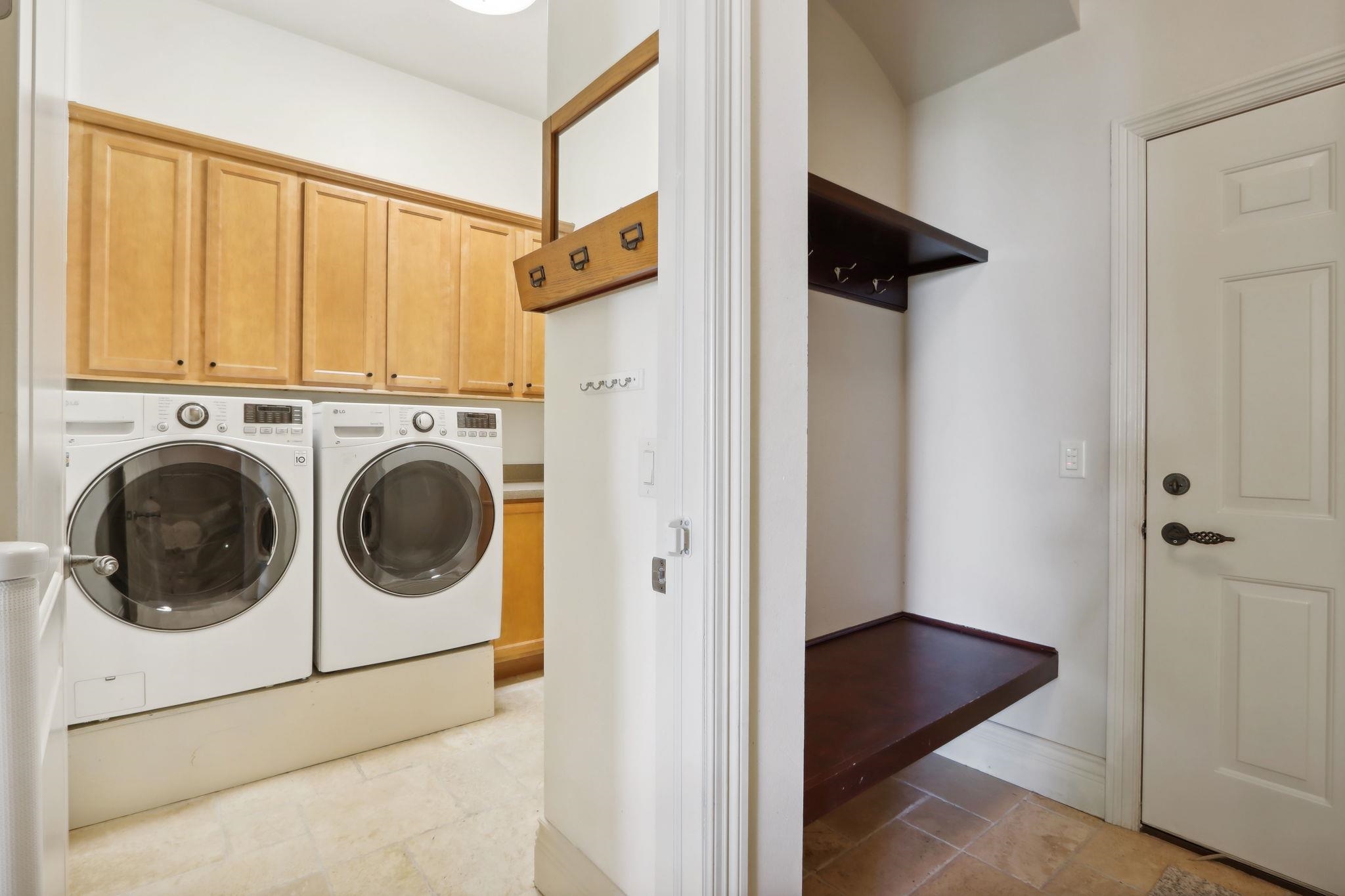 678 Inverness Street