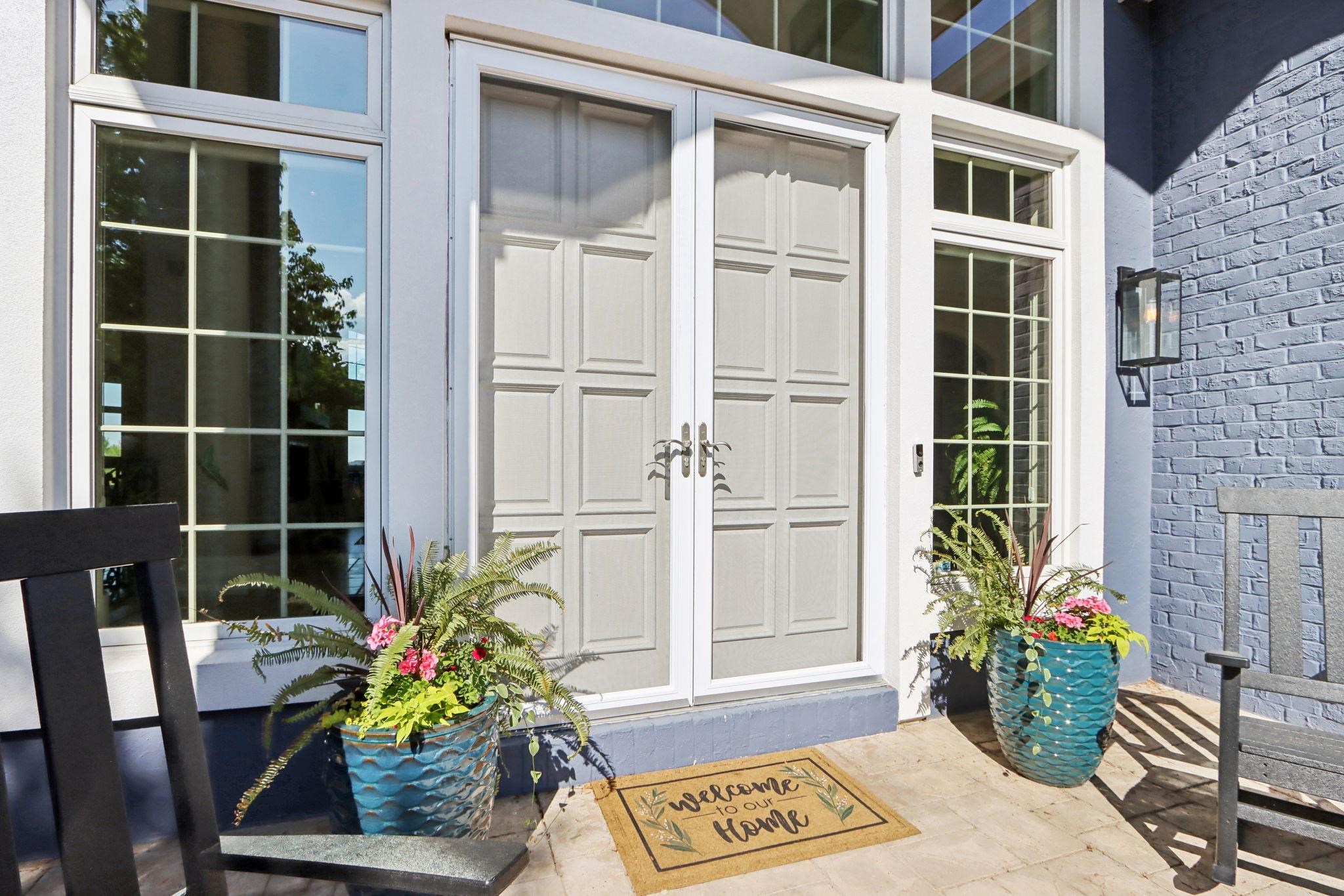 678 Inverness Street