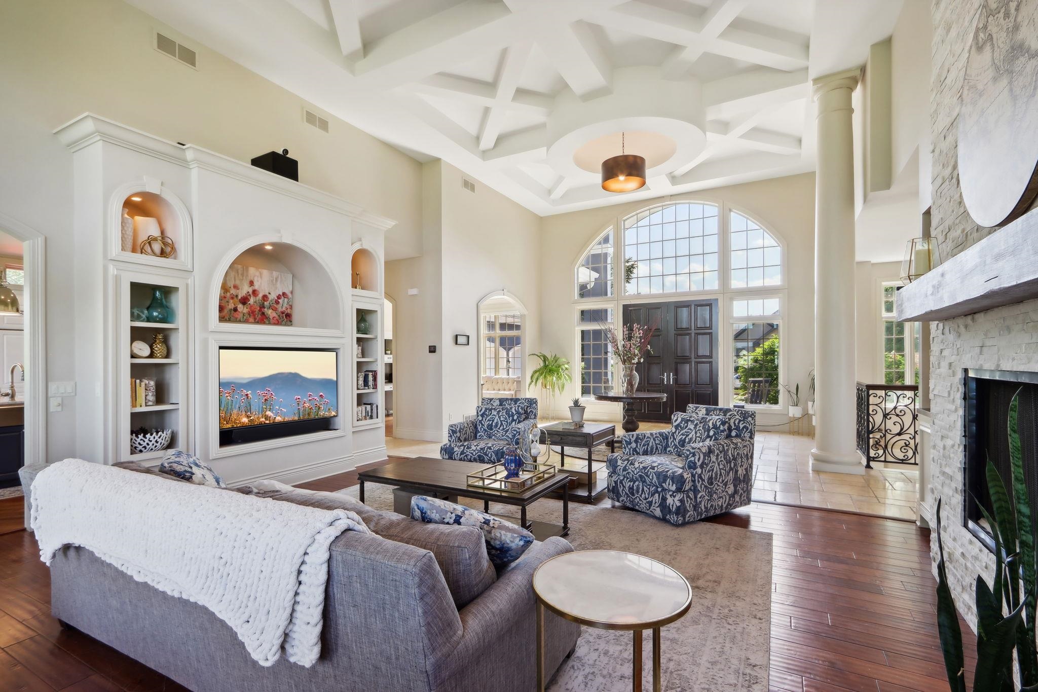 678 Inverness Street