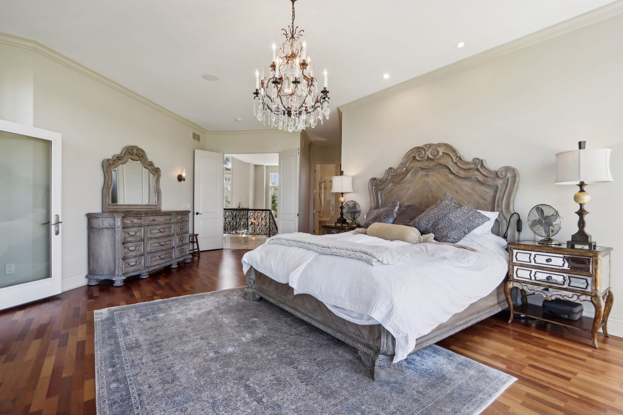 678 Inverness Street