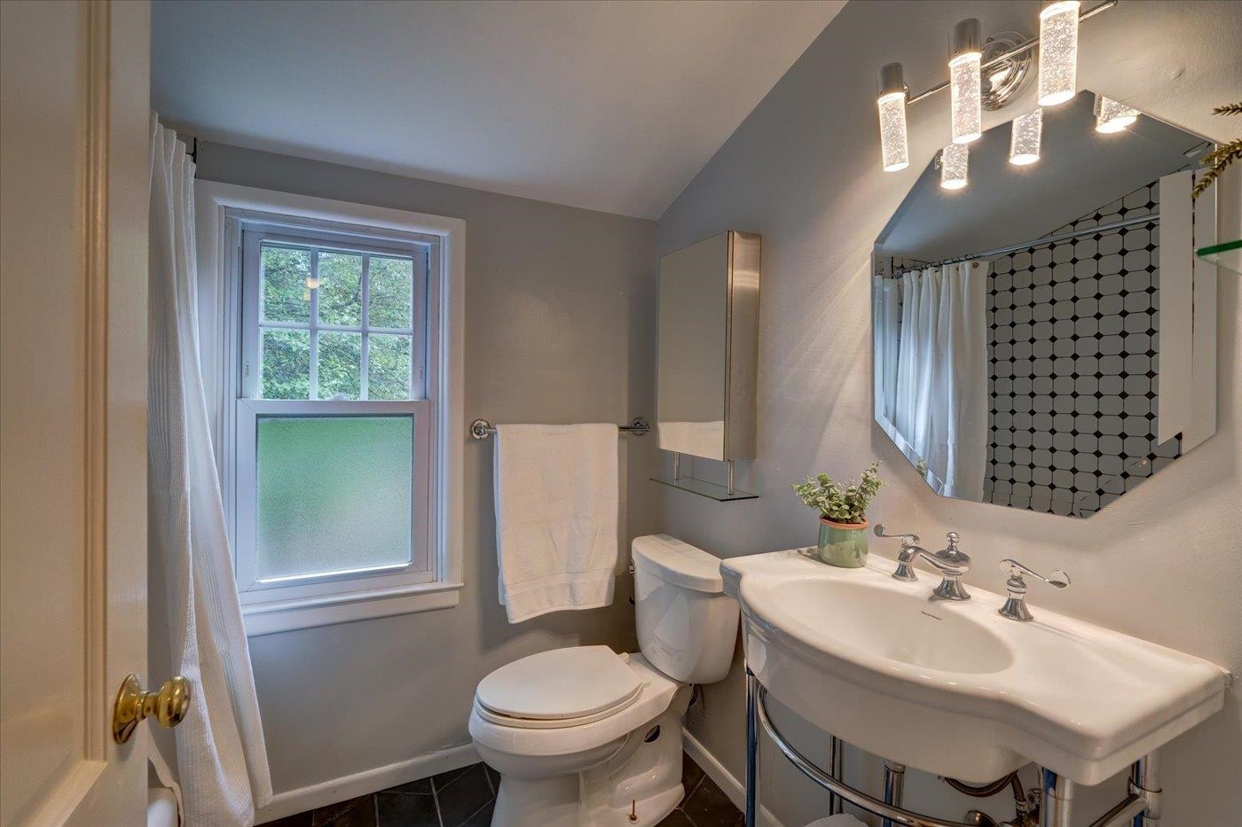 5709 Hammersley Road