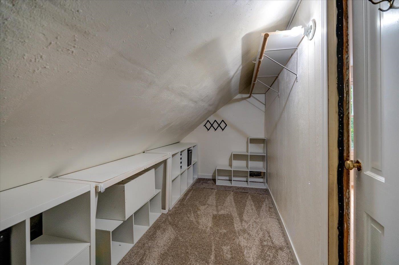 5709 Hammersley Road