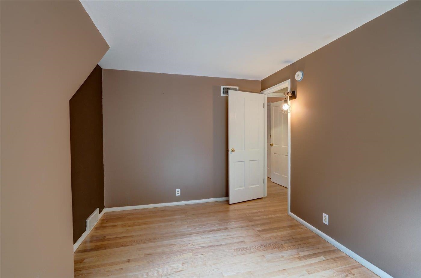 5709 Hammersley Road