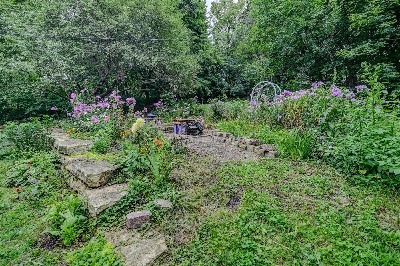 5709 Hammersley Road