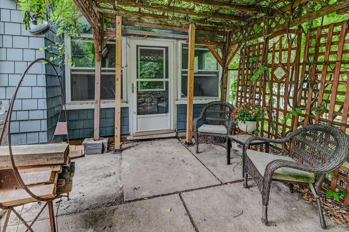 5709 Hammersley Road